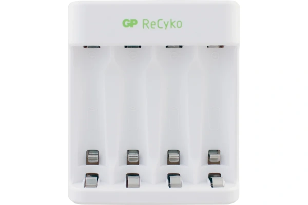 Зарядное устройство GP Rechargeable Е411 [AA/AAA, Ni-MH, в комплекте - 4 х ААА 750mAh]